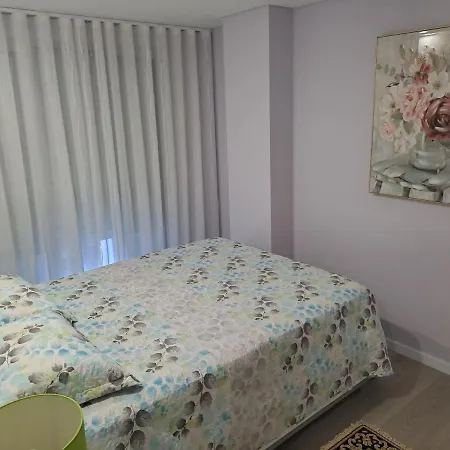 Almeida Apartamento Nazaré